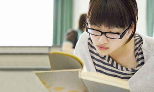 Khốc liệt cuộc đua vào lớp 10